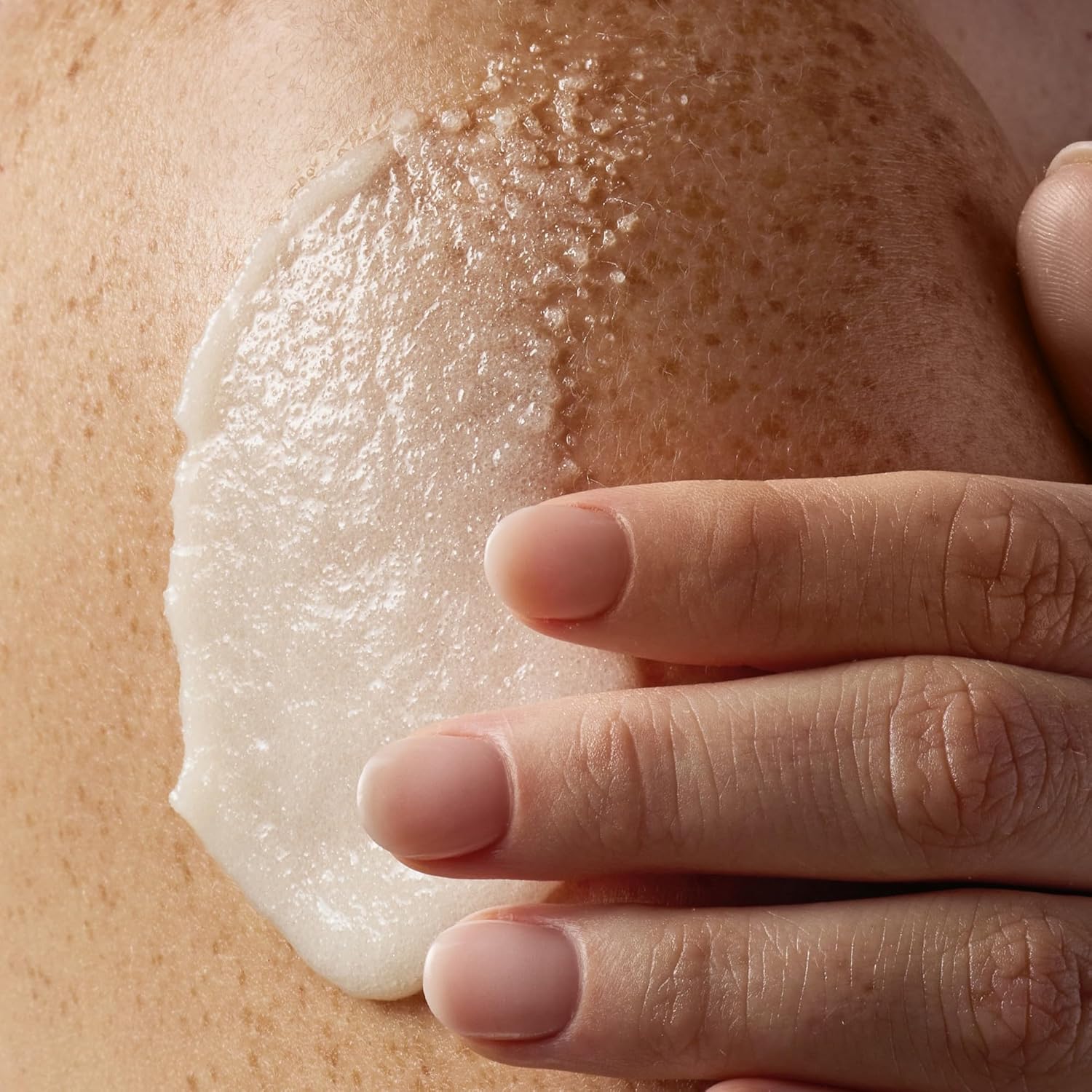 Tree Hut Mini Vanilla All the pieces Bathe Valentines Day Presents For Her - Exfoliating Sugar Scrub, Foaming Gel Wash & Whipped Physique Butter, Hydrating & Moisturizing Self-Care Reward Set for Easy Pores and skin - Image 6